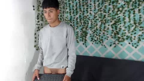 chicos hot online show from September 13, 3:35 pm