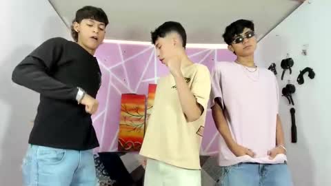 chicos hot online show from January 27, 7:24 pm