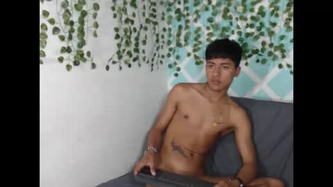 chicos hot online show from September 20, 3:45 pm