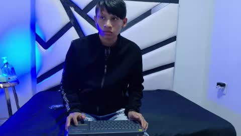 Alexandro online show from November 4, 7:15 pm