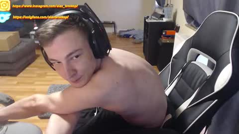 Alex online show from October 25, 3:36 pm