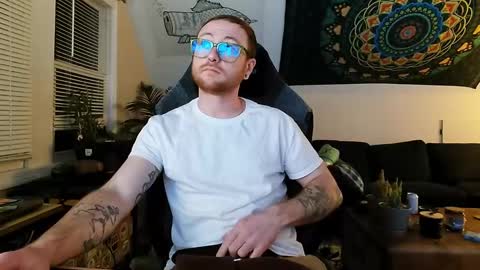 alexfoxxe online show from December 18, 4:53 am