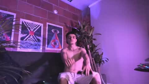 Snapshot of alexijacobs chatting on October 3, 2:27 am Alexi Jacobs online show from October 3, 2:27 am