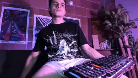 Snapshot of alexijacobs chatting on September 11, 2:43 am Alexi Jacobs online show from September 11, 2:43 am