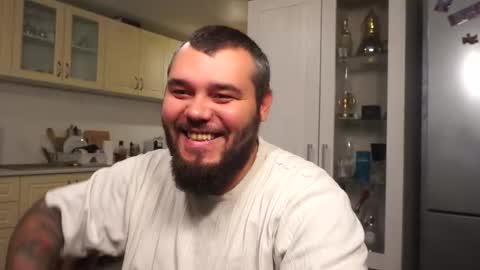 Alex online show from December 3, 1:11 am