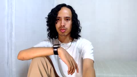 Alexis online show from June 2, 6:36 am