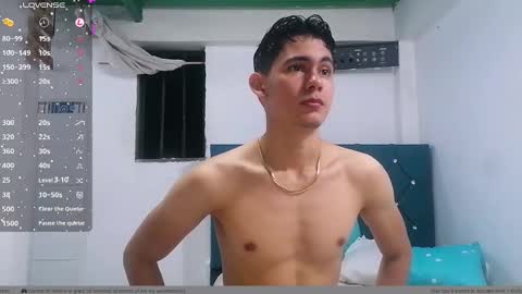 Snapshot of alexispaez457062 chatting on January 12, 11:58 pm Alexis online show from January 12, 11:58 pm