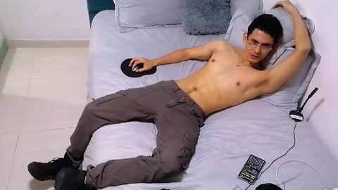 Snapshot of alexispaez457062 chatting on October 25, 2:13 am Alexis online show from October 25, 2:13 am