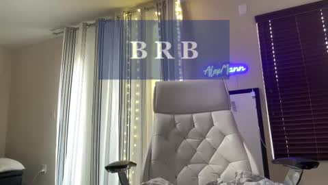 Snapshot of alexmanndickerson chatting on September 26, 4:05 pm Alex Mann online show from September 26, 4:05 pm