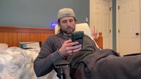 Snapshot of alexmanndickerson chatting on February 26, 4:35 pm Alex Mann online show from February 26, 4:35 pm