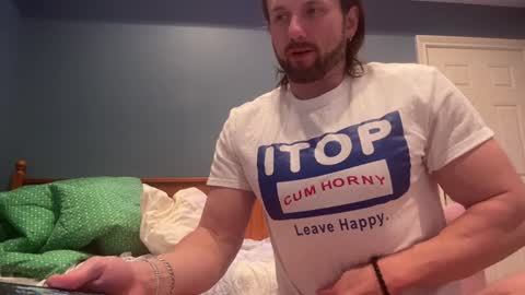 Snapshot of alexmanndickerson chatting on December 28, 1:18 pm Alex Mann online show from December 28, 1:18 pm