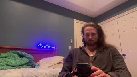 Snapshot of alexmanndickerson chatting on January 6, 3:09 am Alex Mann online show from January 6, 3:09 am