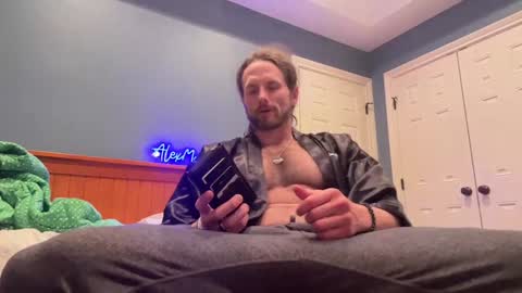 Snapshot of alexmanndickerson chatting on December 21, 2:19 am Alex Mann online show from December 21, 2:19 am