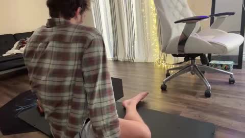 Snapshot of alexmanndickerson chatting on October 16, 5:43 pm Alex Mann online show from October 16, 5:43 pm