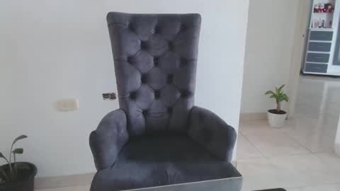 Maximuss online show from February 23, 3:37 pm