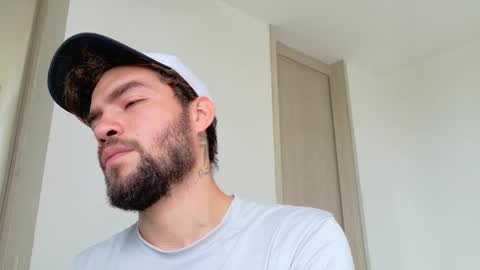 Alex online show from February 25, 7:04 pm