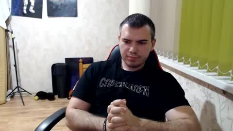 alexxgorilla online show from February 5, 7:21 pm