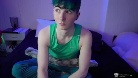 Snapshot of alfiegreenxxx chatting on February 5, 11:06 pm Alfie Green online show from February 5, 11:06 pm