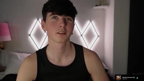 Snapshot of alfiegreenxxx chatting on October 1, 10:35 pm Alfie Green online show from October 1, 10:35 pm