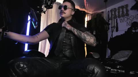   online show from February 18, 5:33 pm