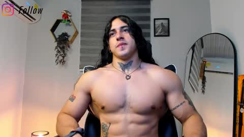 Snapshot of allen_rosse chatting on October 2, 2:26 am independent model 3 online show from October 2, 2:26 am