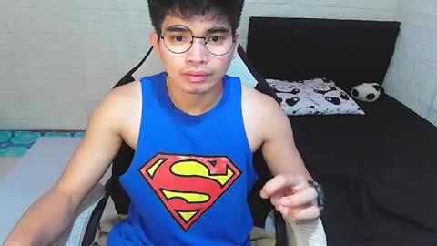 Angelo online show from November 3, 5:00 am