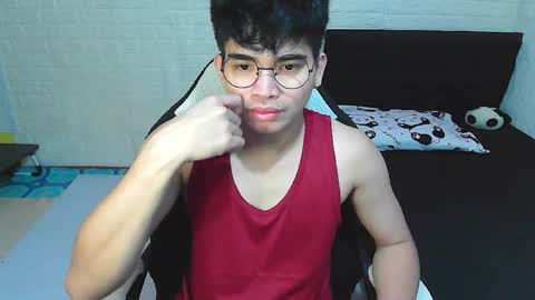 Snapshot of alpha_rider chatting on October 25, 11:34 am Angelo online show from October 25, 11:34 am