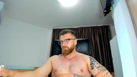 Alphaalexxx Lets reach Me 100 thumbs up online show from June 16, 5:15 pm