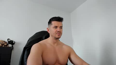 LeatherMaster online show from March 21, 9:58 am