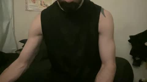 Snapshot of alphajosh chatting on January 3, 12:22 am alphajosh online show from January 3, 12:22 am