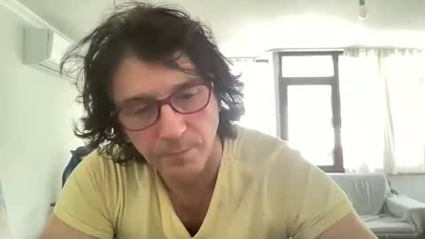 AlphAndre online show from February 4, 10:10 am