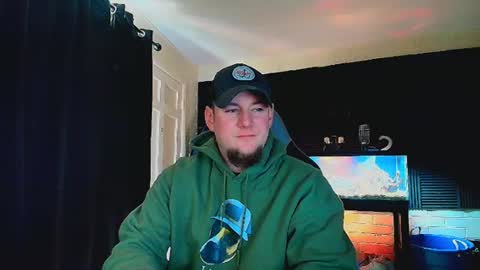 Snapshot of alphanuts101 chatting on January 31, 7:40 pm Ryno online show from January 31, 7:40 pm