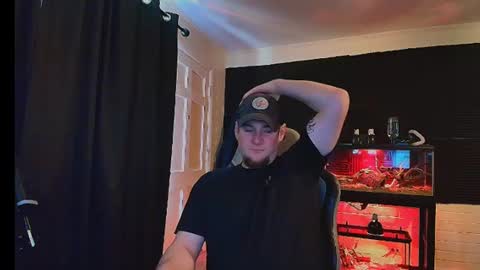 Snapshot of alphanuts101 chatting on February 28, 7:35 pm Ryno online show from February 28, 7:35 pm