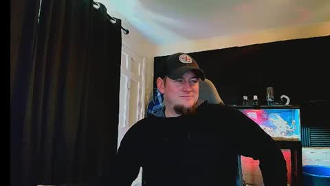 Snapshot of alphanuts101 chatting on February 13, 6:59 pm Ryno online show from February 13, 6:59 pm