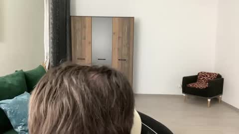 Snapshot of alphasparks chatting on March 7, 4:34 am Jhonny online show from March 7, 4:34 am