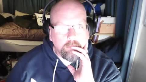 Andy online show from October 28, 11:01 am