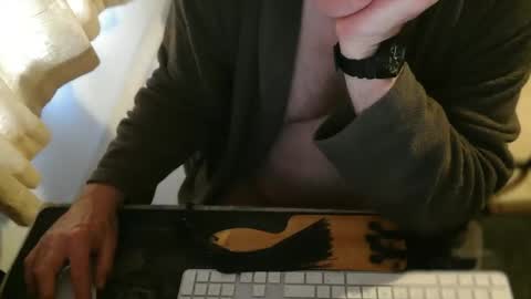 amslave4f online show from May 27, 6:21 am