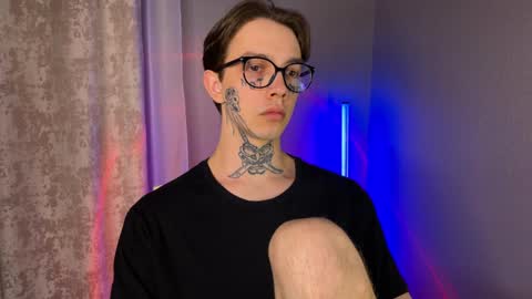 simon online show from January 12, 6:16 pm