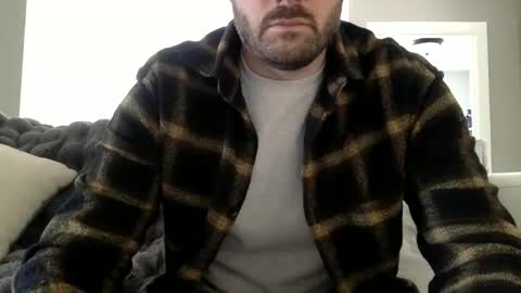 Snapshot of andees222 chatting on February 19, 5:38 pm Andees222 online show from February 19, 5:38 pm