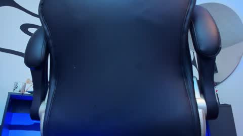 Andrs   -                   online show from November 25, 1:40 am