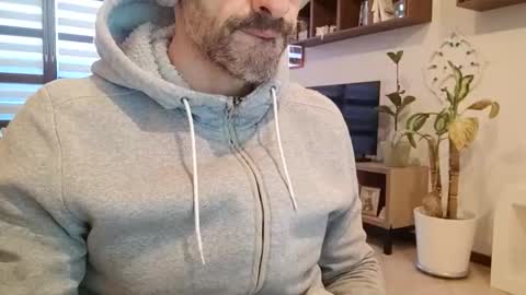 andrea_feetlover online show from February 15, 6:19 am