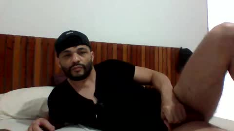 Snapshot of andreloko123 chatting on December 3, 7:00 pm andreloko123 online show from December 3, 7:00 pm