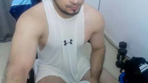 andres180950734 online show from December 18, 10:33 am