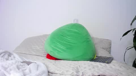 ANDRES                               INDEPENDENT MODEL  online show from October 3, 7:41 pm