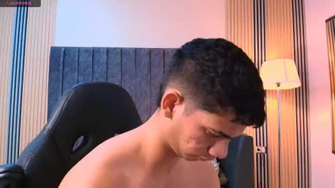 andres_stud online show from July 11, 8:05 am