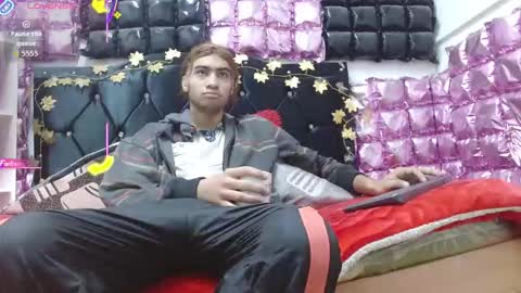 andresdark_07 online show from December 3, 3:23 am
