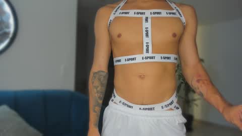 Andrew M. online show from September 19, 10:53 pm