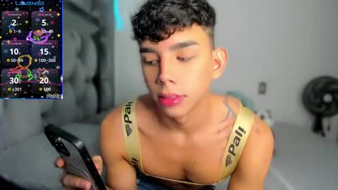 Andrew M. online show from February 14, 11:43 pm