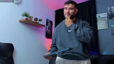 Andrew Diaz online show from March 5, 3:19 am