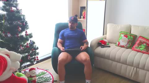 Andrew online show from December 23, 8:14 pm